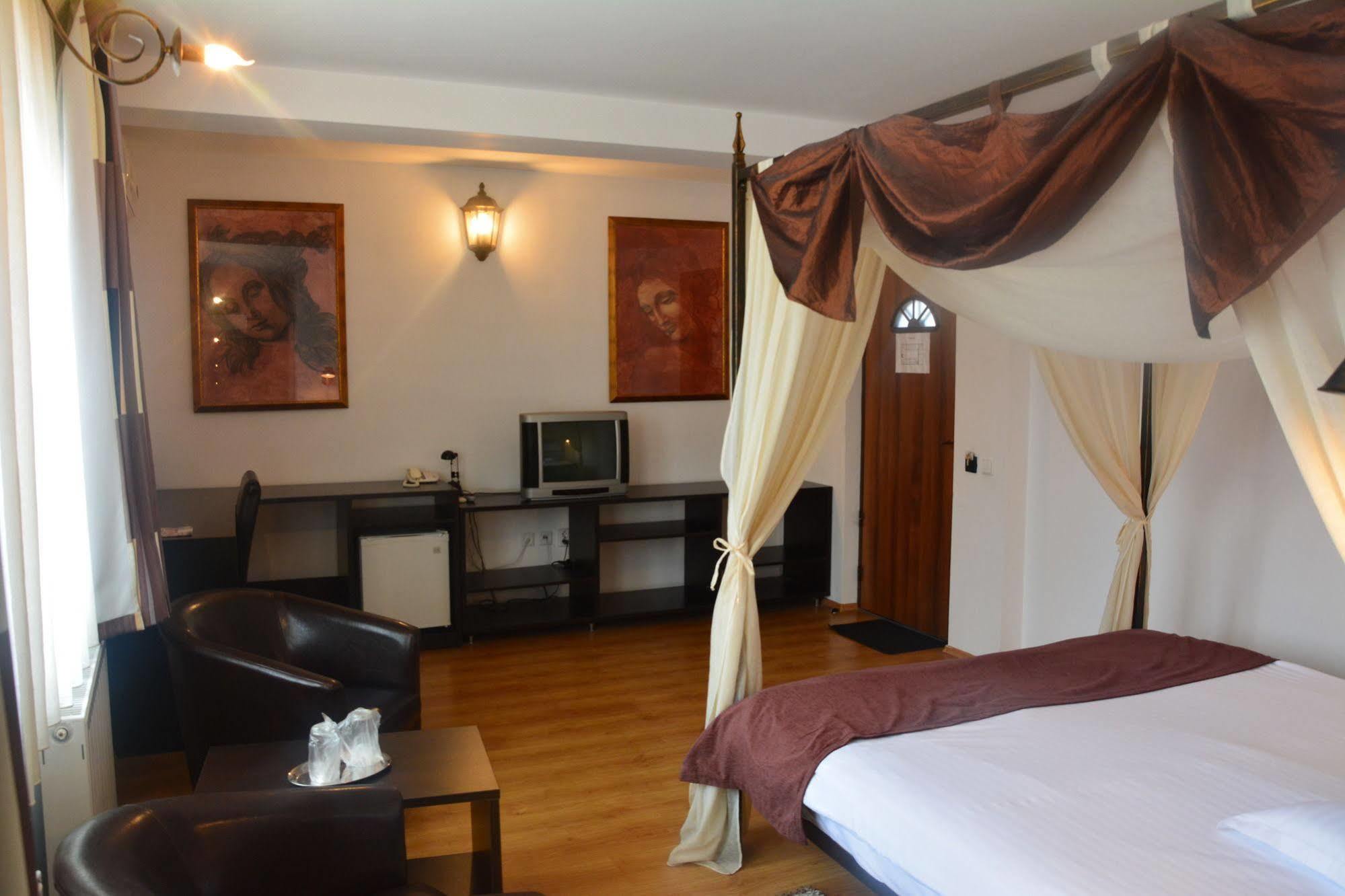 Hanul Fullton Hotel 3*